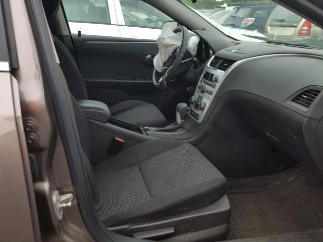 1G1ZC5E09CF282296 - 2012 CHEVROLET MALIBU 1LT GRAY photo 5