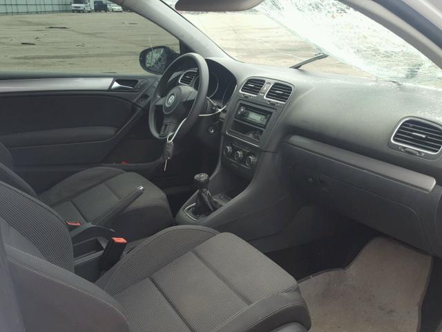 WVWAA7AJ0AW092114 - 2010 VOLKSWAGEN GOLF 白色 照片 5