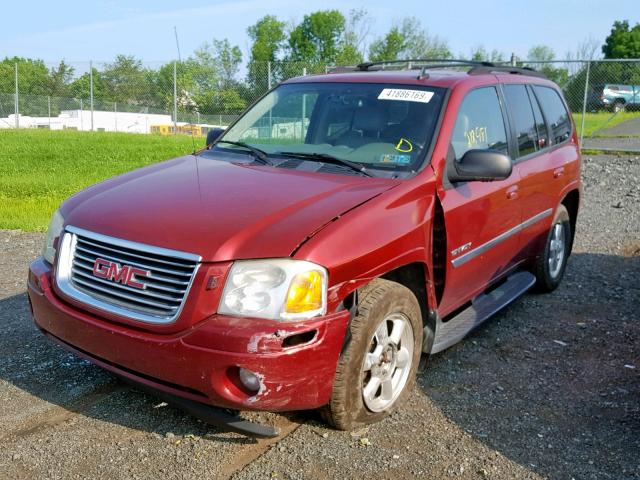 1GKDT13S662242904 - 2006 GMC ENVOY RED photo 2