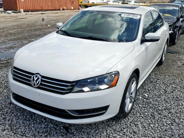 1VWBT7A38EC103574 - 2014 VOLKSWAGEN PASSAT SE WHITE photo 2