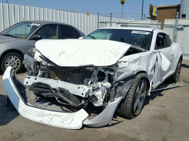 2G1FA1E3XC9143606 - 2012 CHEVROLET CAMARO LS WHITE photo 2