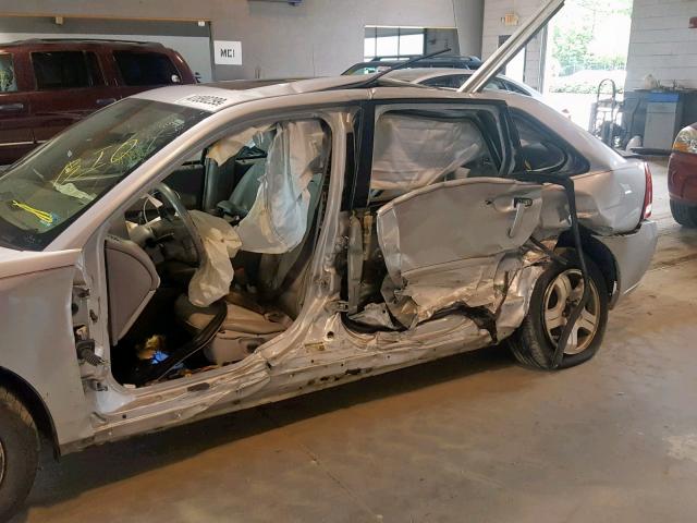 1G1ZU64864F204943 - 2004 CHEVROLET MALIBU MAX 灰色 照片 9