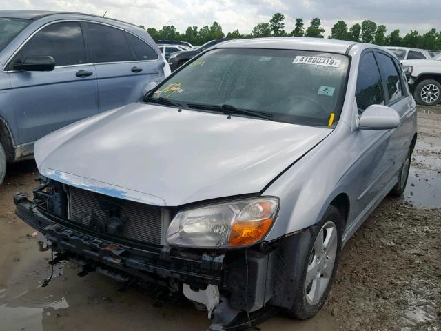 KNAFE161275003929 - 2007 KIA SPECTRA5 S SILVER photo 2