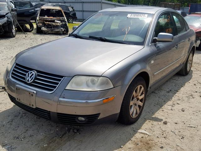 WVWPD63B52P302123 - 2002 VOLKSWAGEN PASSAT GLS SILVER photo 2