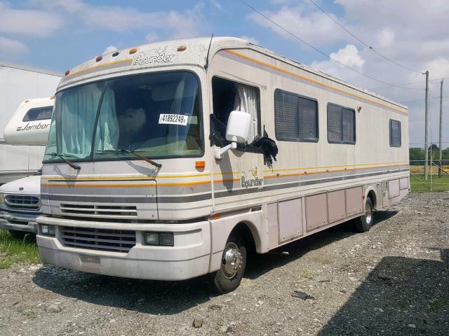 3FCMF53GXPJA01056 - 1993 FLEETWOOD BOUNDER  BEIGE photo 2