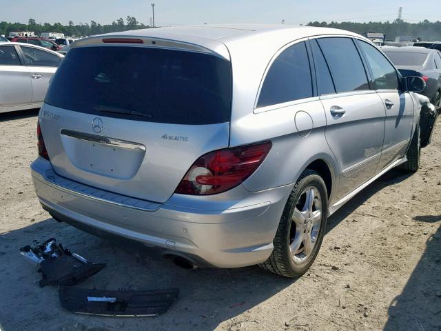 4JGCB22E68A069188 - 2008 MERCEDES-BENZ R 320 CDI SILVER photo 4