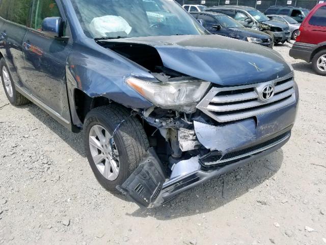 5TDBK3EH7CS156203 - 2012 TOYOTA HIGHLANDER BLUE photo 9