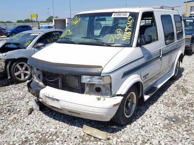 1GDDM19W8SB517231 - 1995 GMC SAFARI XT WHITE photo 2