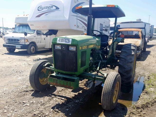 CH1250A0014603 - 1983 JOHN TRACTOR GREEN photo 2