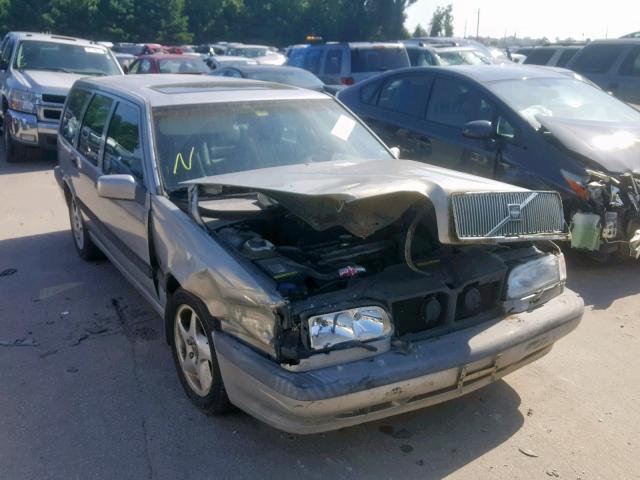 YV1LW5728V2322360 - 1997 VOLVO 850 T5 SILVER photo 1