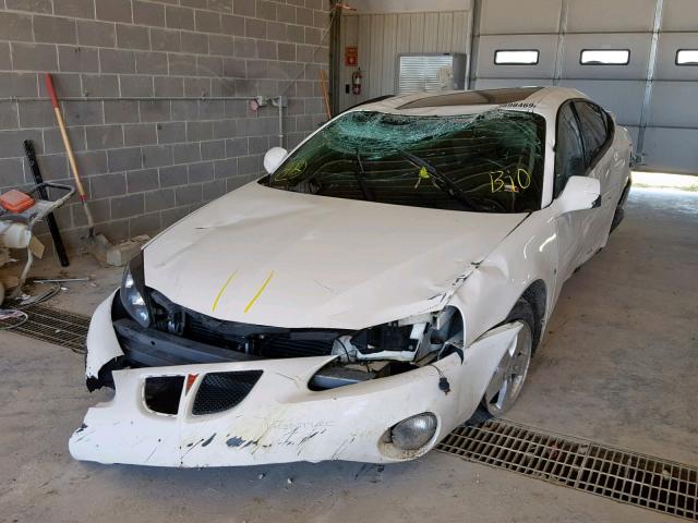 2G2WP552781108035 - 2008 PONTIAC GRAND PRIX WHITE photo 2