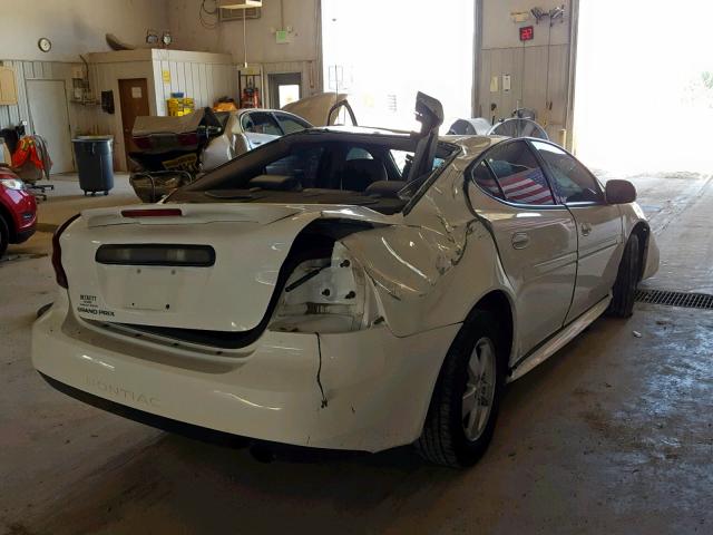 2G2WP552781108035 - 2008 PONTIAC GRAND PRIX WHITE photo 4