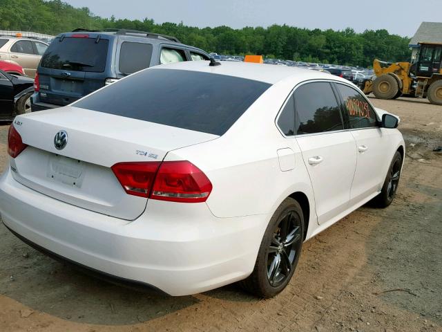 1VWBN7A33EC024789 - 2014 VOLKSWAGEN PASSAT SE WHITE photo 4