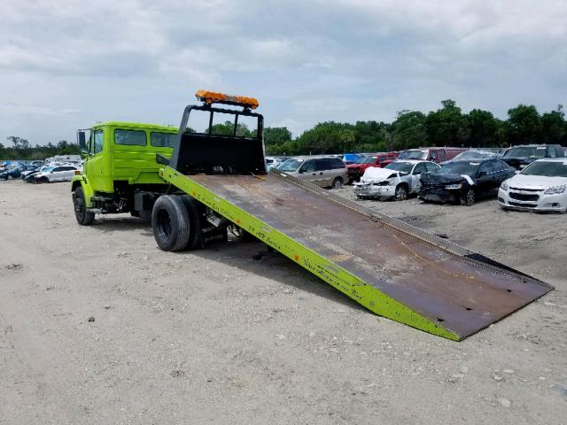 1FVABTBV52HJ76401 - 2002 FREIGHTLINER MEDIUM CON GREEN photo 9