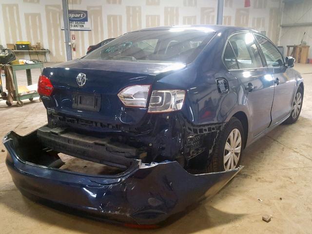 3VW2K7AJ3EM437575 - 2014 VOLKSWAGEN JETTA BASE BLUE photo 4