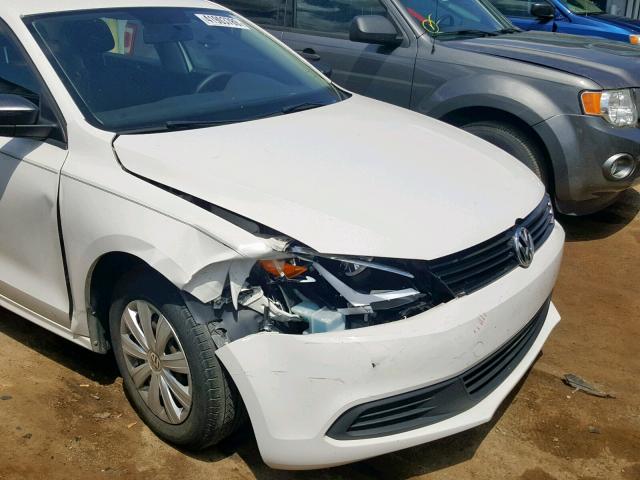 3VW2K7AJ6BM336963 - 2011 VOLKSWAGEN JETTA BASE WHITE photo 9