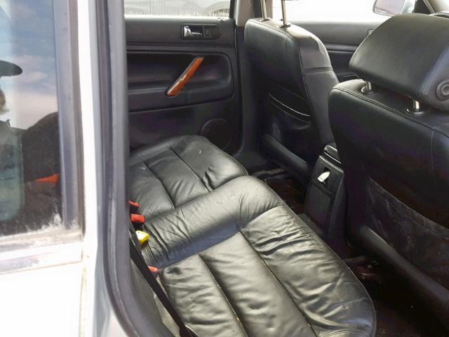 WVWWH63B52E370241 - 2002 VOLKSWAGEN PASSAT GLX 银色 照片 6