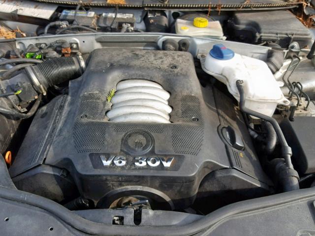 WVWWH63B52E370241 - 2002 VOLKSWAGEN PASSAT GLX 银色 照片 7