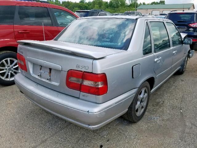 YV1LS5673W1544840 - 1998 VOLVO S70 GLT SILVER photo 4