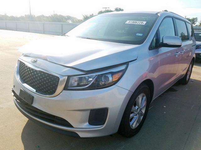 KNDMB5C14G6084506 - 2016 KIA SEDONA LX GRAY photo 2