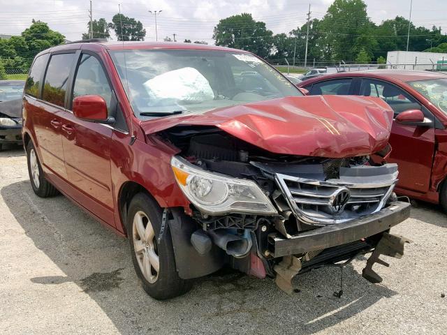 2V4RW3DG5BR670835 - 2011 VOLKSWAGEN ROUTAN SE MAROON photo 1