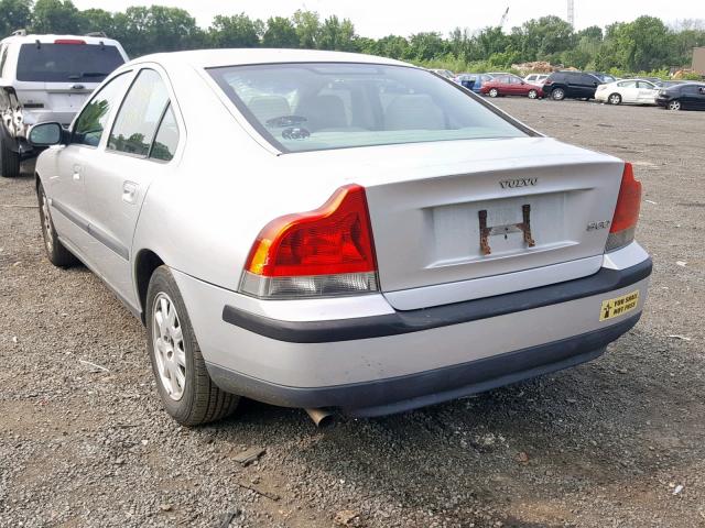 YV1RS61R812017839 - 2001 VOLVO S60 SILVER photo 3