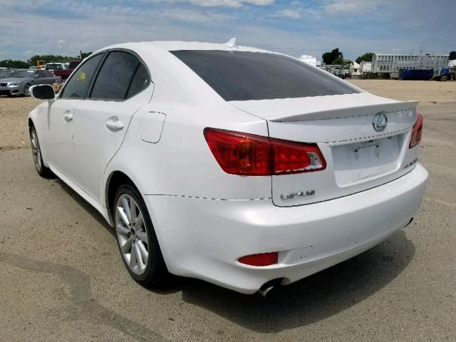 JTHCK262X95033341 - 2009 LEXUS IS 250 WHITE photo 3