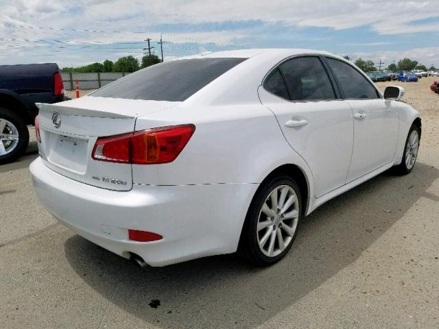 JTHCK262X95033341 - 2009 LEXUS IS 250 WHITE photo 4