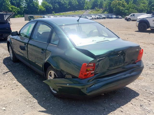 WVWBH63B21P029767 - 2001 VOLKSWAGEN PASSAT GLX GREEN photo 3