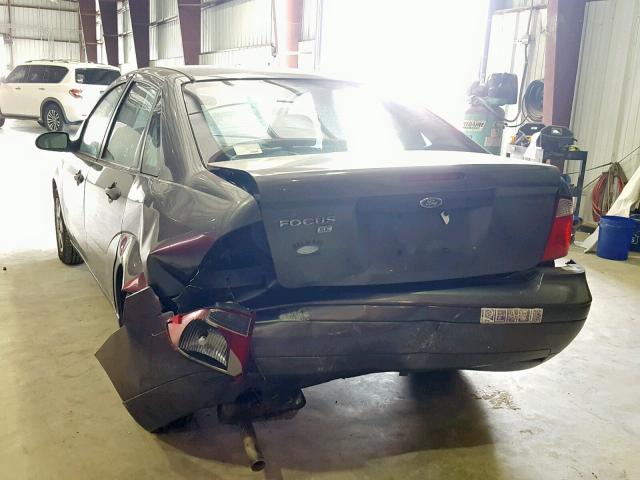 1FAHP34N87W240948 - 2007 FORD FOCUS ZX4 GRAY photo 3