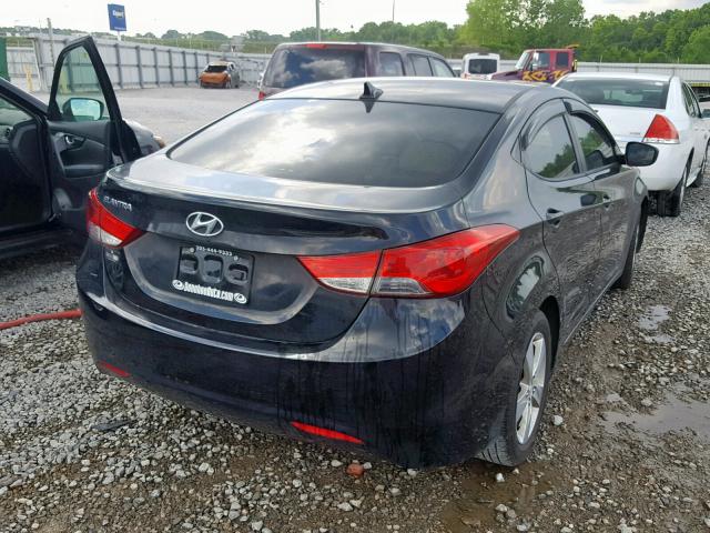 5NPDH4AE8DH184978 - 2013 HYUNDAI ELANTRA GL BLACK photo 4