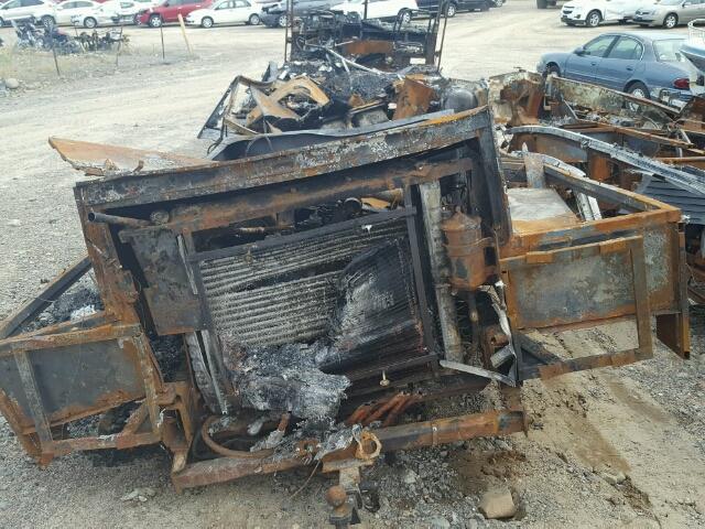 1993W1NNEBAG0 - 1993 WINNEBAGO MOTORHOME BURN photo 10