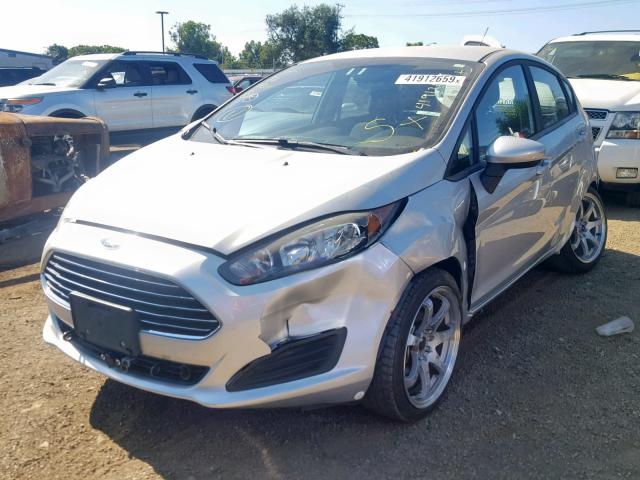 3FADP4TJ8GM133630 - 2016 FORD FIESTA S SILVER photo 2