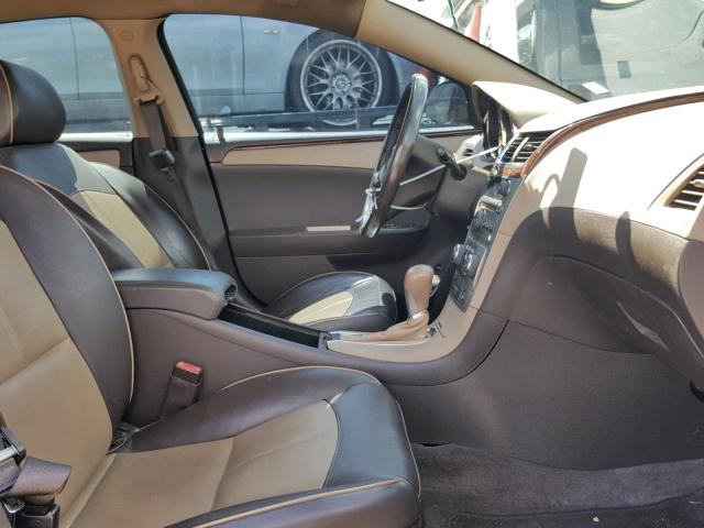 1G1ZE5E78BF137076 - 2011 CHEVROLET MALIBU LTZ შავი ფოტო 5