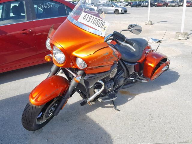 JKBVNRK14EA004786 - 2014 KAWASAKI VN1700 K ORANGE photo 2