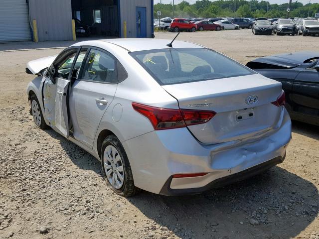 3KPC24A33KE057634 - 2019 HYUNDAI ACCENT SE SILVER photo 3