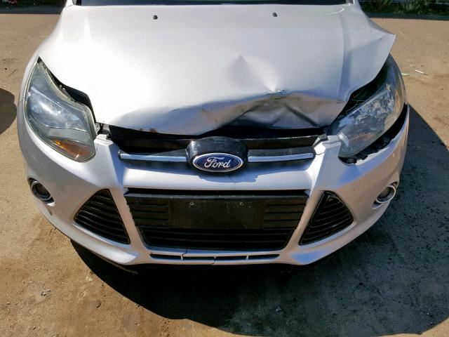 1FAHP3N24CL189402 - 2012 FORD FOCUS TITA SILVER photo 9