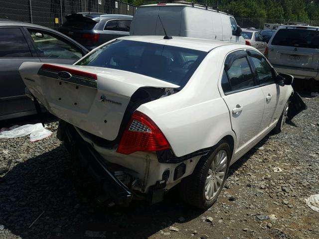 3FADP0L35AR365526 - 2010 FORD FUSION HYB WHITE photo 4