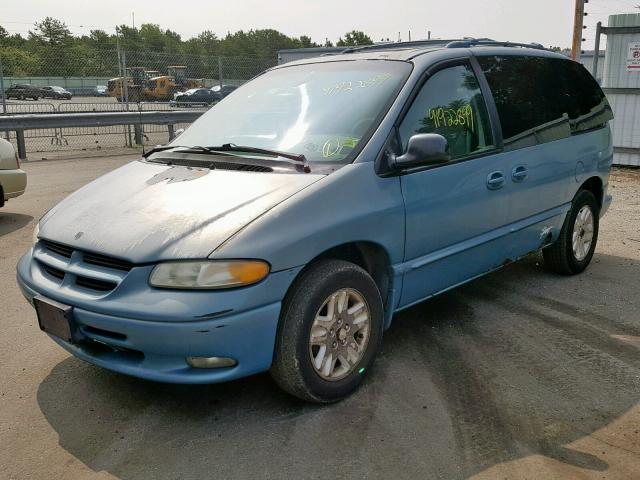 1B4GP45RXTB434084 - 1996 DODGE CARAVAN SE GRAY photo 2