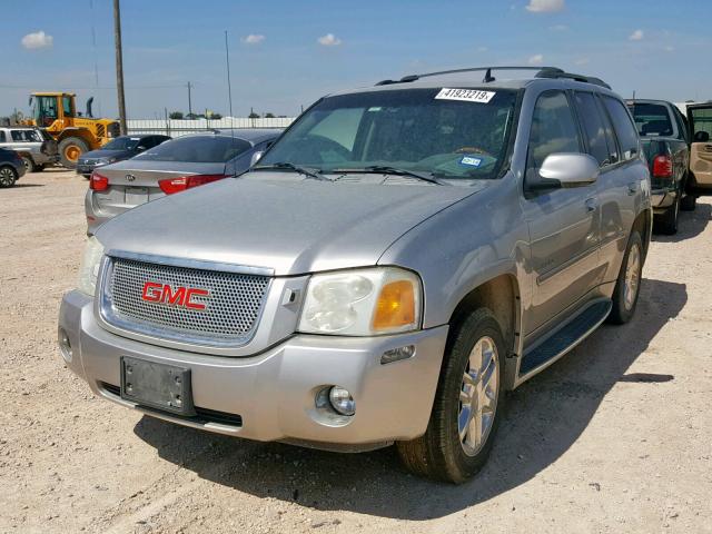 1GKES63M462219613 - 2006 GMC ENVOY DENA SILVER photo 2