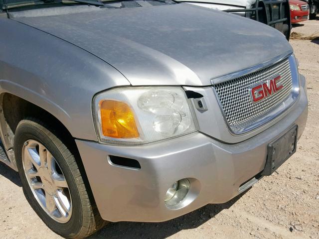 1GKES63M462219613 - 2006 GMC ENVOY DENA SILVER photo 9