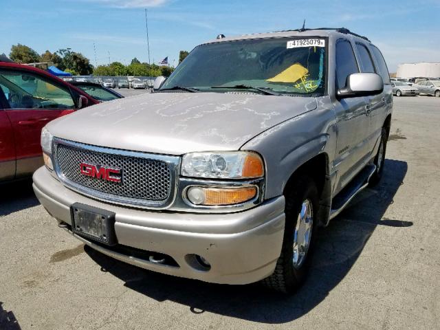 1GKEK63U85J267670 - 2005 GMC YUKON DENA SILVER photo 2