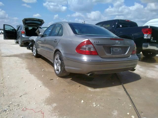 WDBUF56X79B430643 - 2009 MERCEDES-BENZ E 350 SILVER photo 3