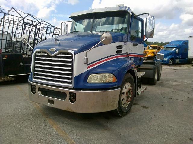 1M1AK06Y57N019751 - 2007 MACK 600 CXN600 BLUE photo 2