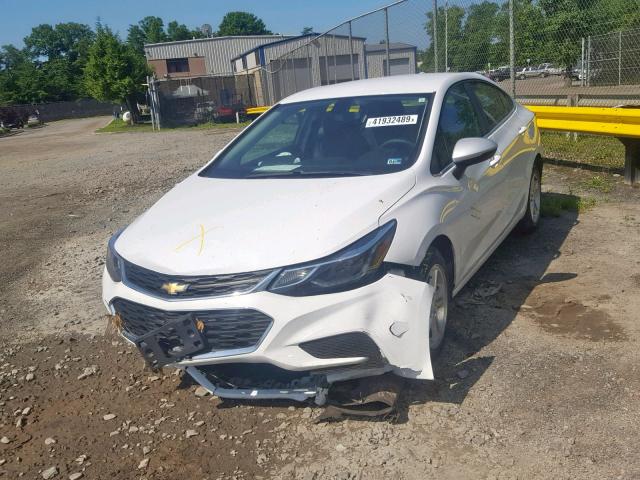 1G1BE5SMXH7230079 - 2017 CHEVROLET CRUZE LT WHITE photo 2