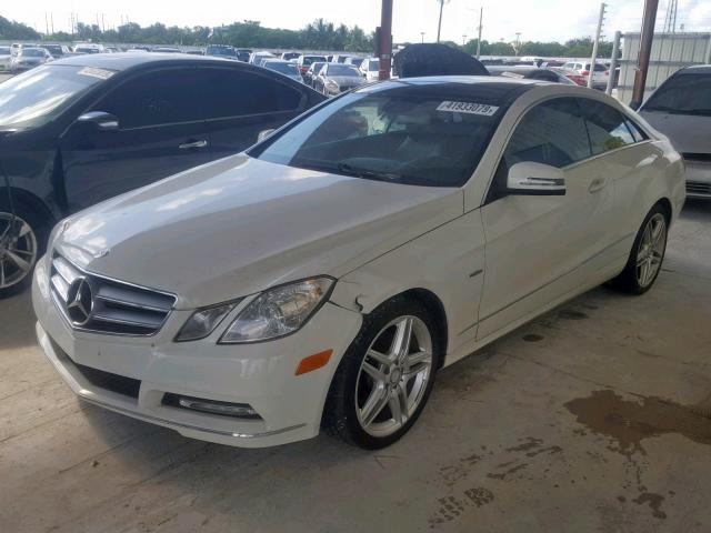 WDDKJ5KB8CF136983 - 2012 MERCEDES-BENZ E 350 WHITE photo 2