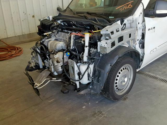 ZFBERFAB7H6E35188 - 2017 RAM PROMASTER 白色 照片 9