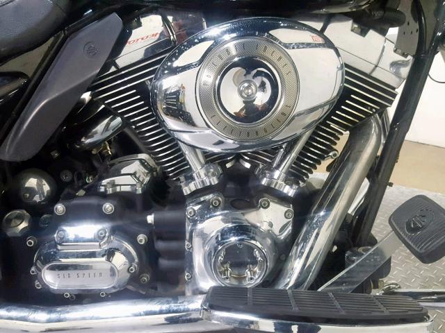 1HD1FC4127Y713712 - 2007 HARLEY-DAVIDSON FLHTCUI BLACK photo 11