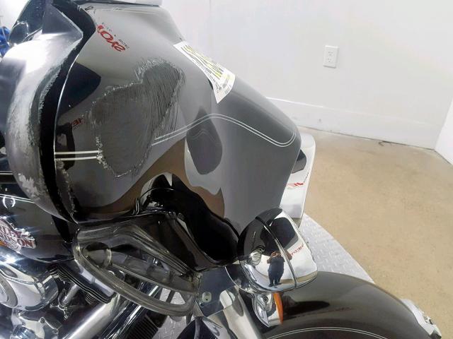 1HD1FC4127Y713712 - 2007 HARLEY-DAVIDSON FLHTCUI BLACK photo 18