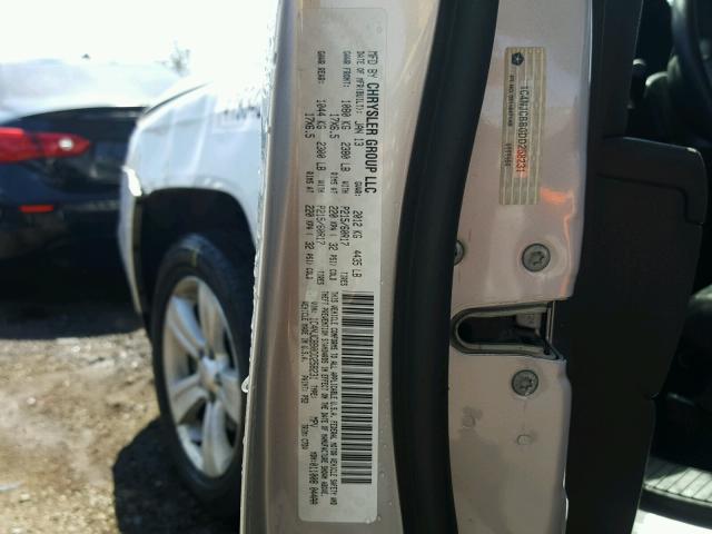 1C4NJCBB0DD258231 - 2013 JEEP COMPASS SP 银色 照片 10